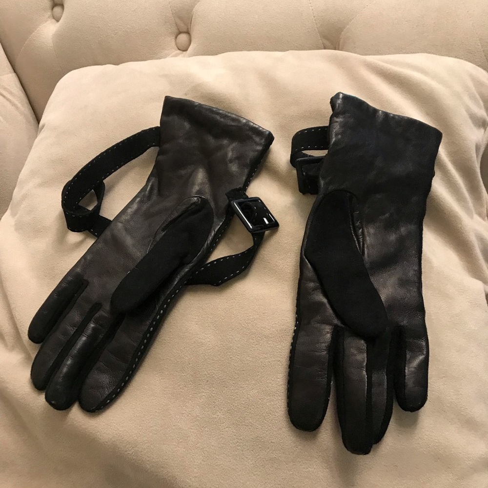 Carolina Amato gloves - Picture 2 of 3